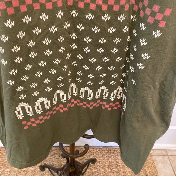 VDGN Vardagen Ugly Sweater Christmas Holiday Graphic Tee T Shirt SS L - Picture 5 of 6